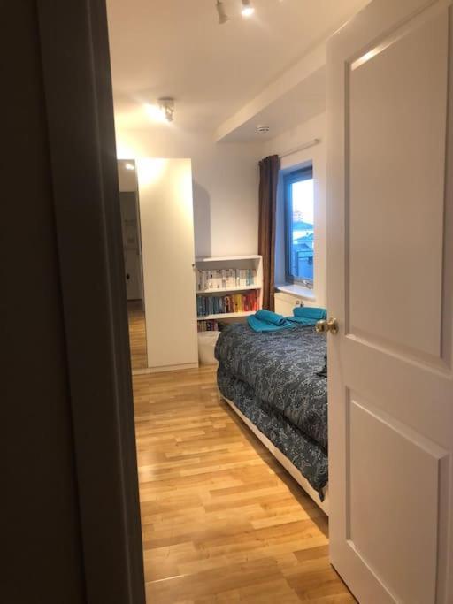 1 Bedroom Flat Near Excel, O2, Canary Wharf - ロンドン エクステリア 写真